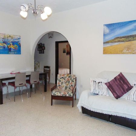 Апартаменти Kennedy Court - Prime Location - Bus Terminus Сент-Полс-Бей Екстер'єр фото