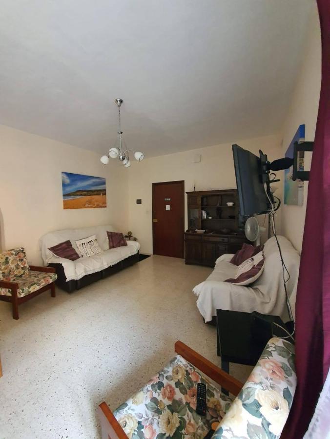 Апартаменти Kennedy Court - Prime Location - Bus Terminus Сент-Полс-Бей Екстер'єр фото